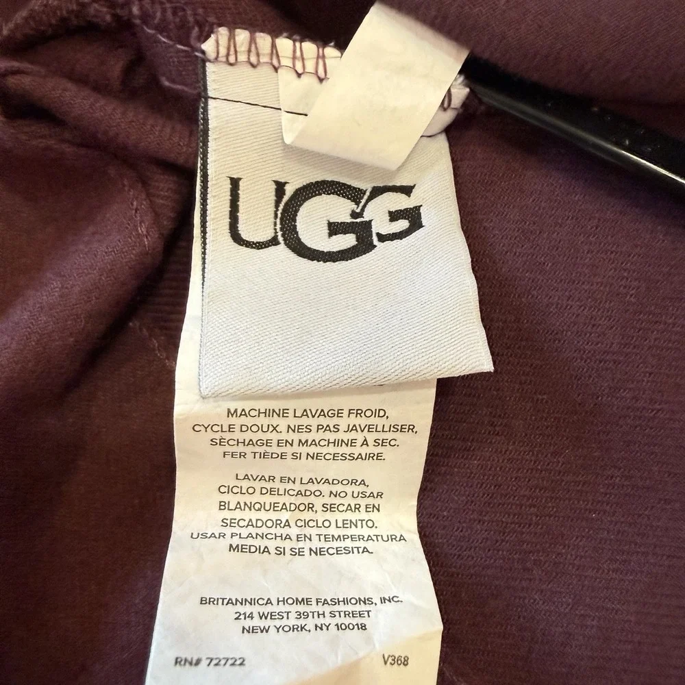 UGG Queen Size Pillow Cases Burgundy Set Of 2